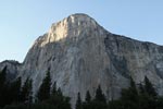 El Cap. Kilometrová stěna. 30 délek lezení. 3 bivaky. - fotografie se po kliknutí zvětší.